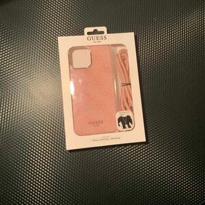 I got this for my mom but she has the iPhone 16 now so she don’t need it